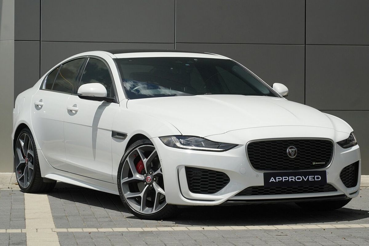 2019 Jaguar XE P300 R-Dynamic SE X760