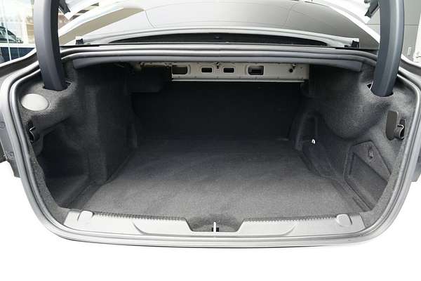 2019 Jaguar XE P300 R-Dynamic SE X760