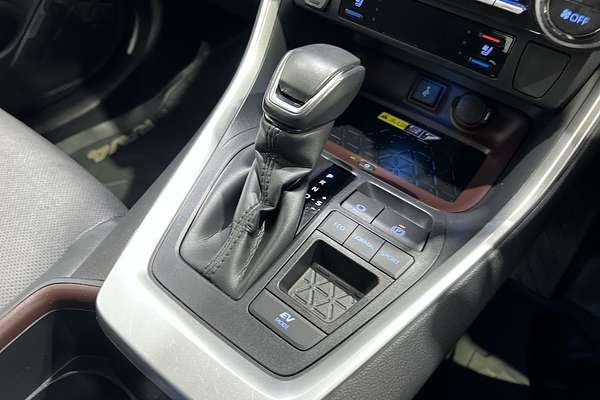 2022 Toyota RAV4 Cruiser AXAH52R