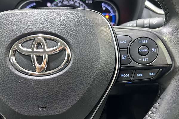 2022 Toyota RAV4 Cruiser AXAH52R