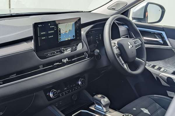 2025 Mitsubishi Outlander Aspire ZM