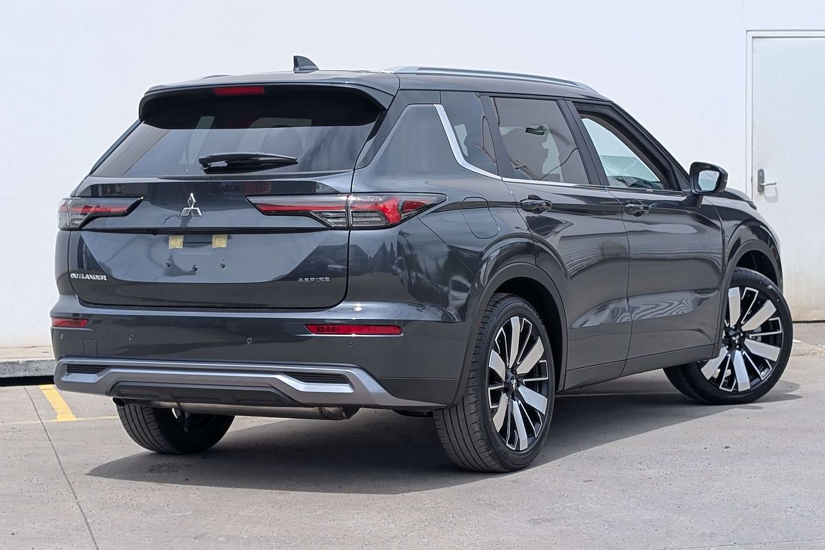 2025 Mitsubishi Outlander Aspire ZM