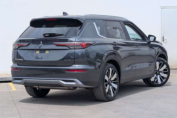 2025 Mitsubishi Outlander Aspire ZM