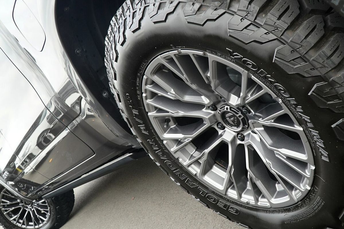 2023 RAM 1500 Laramie Sport RamBox DT 4X4 SWB