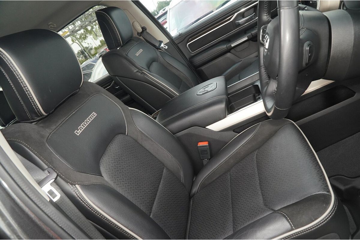 2023 RAM 1500 Laramie Sport RamBox DT 4X4 SWB