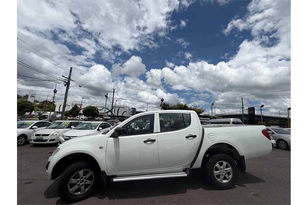 2010 Mitsubishi TRITON GLX (4x4) MN MY10 4X4