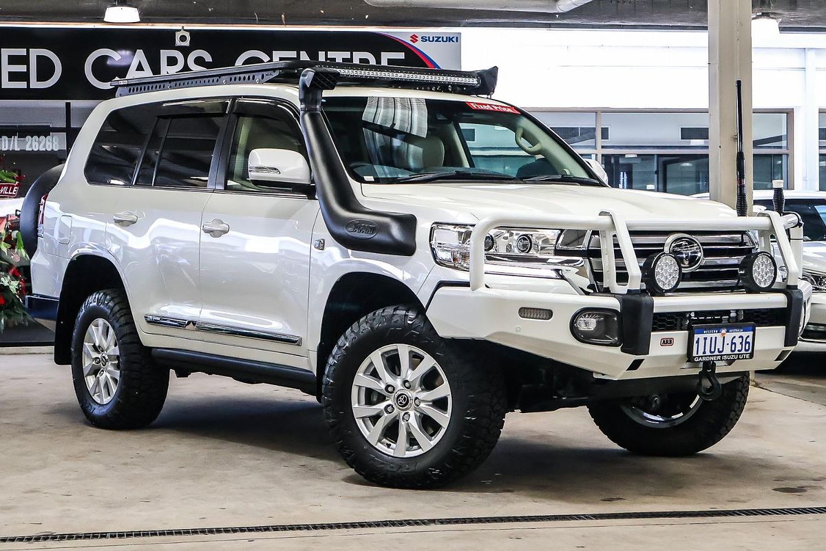 2016 Toyota Landcruiser Sahara VDJ200R
