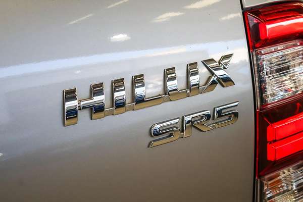 2020 Toyota Hilux SR5 GUN126R 4X4