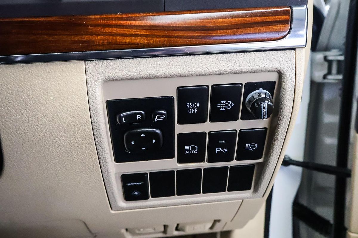 2016 Toyota Landcruiser Sahara VDJ200R