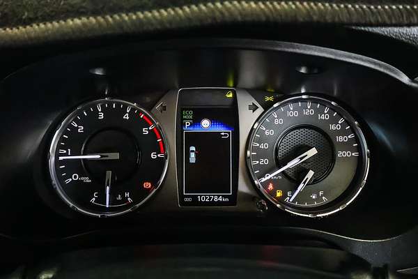 2020 Toyota Hilux SR5 GUN126R 4X4