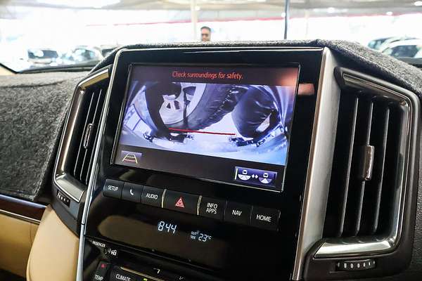 2016 Toyota Landcruiser Sahara VDJ200R