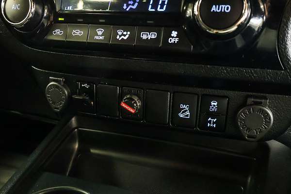 2020 Toyota Hilux SR5 GUN126R 4X4