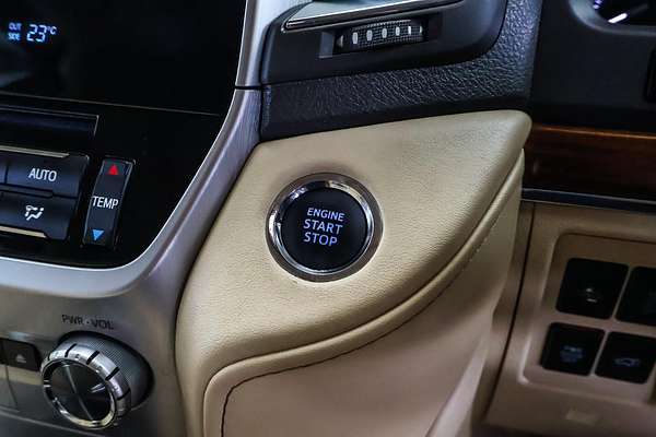 2016 Toyota Landcruiser Sahara VDJ200R