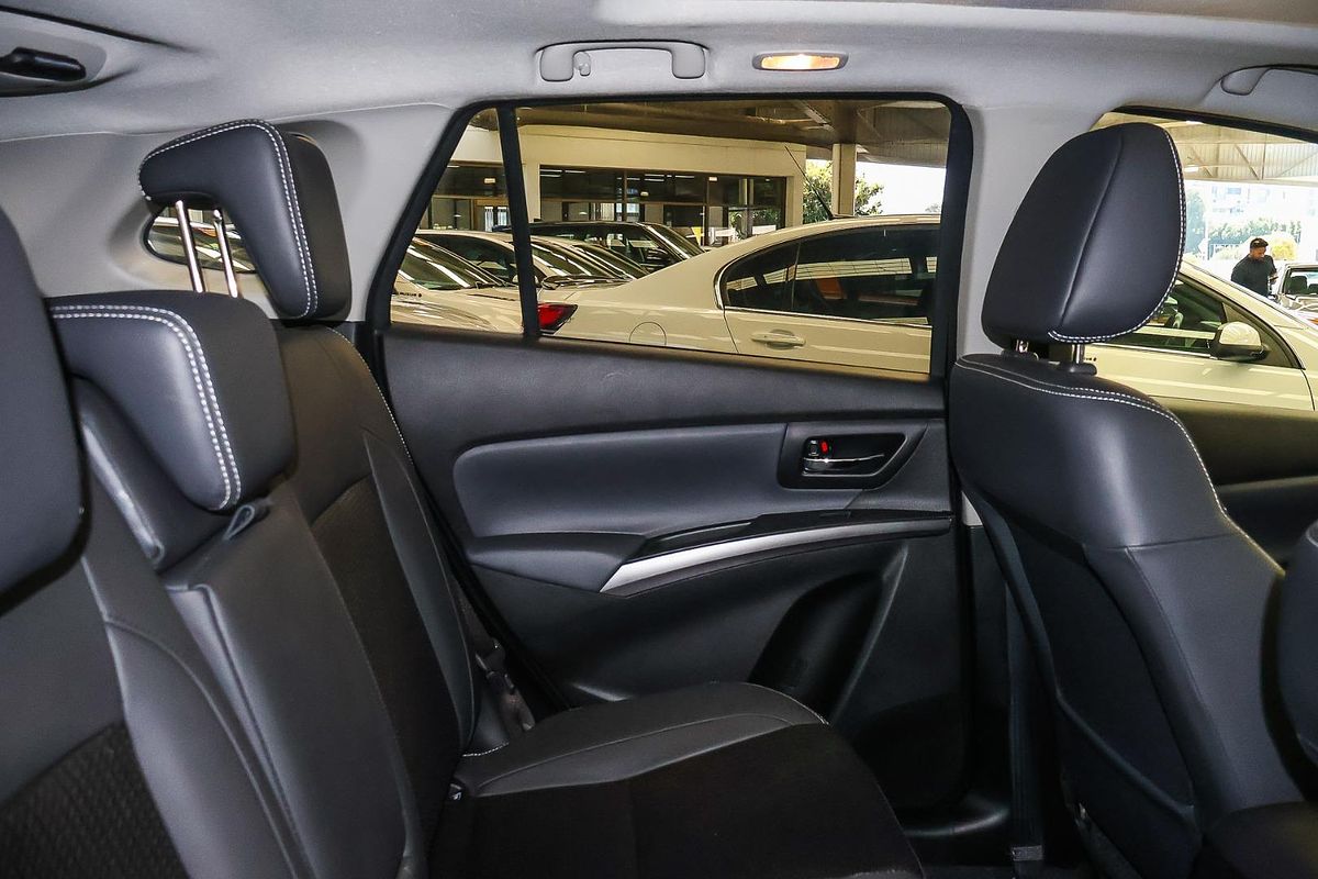 2024 Suzuki S-Cross ALLGRIP Prestige JYB