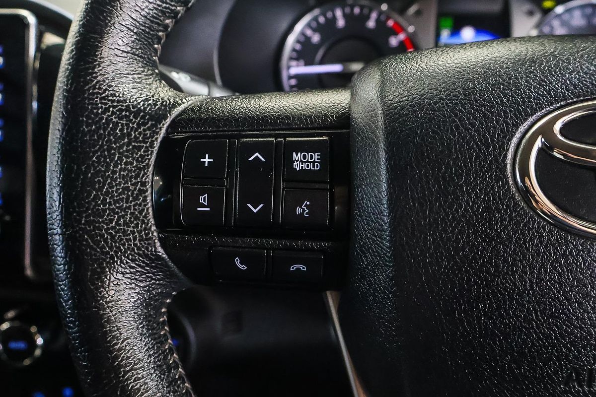 2020 Toyota Hilux SR5 GUN126R 4X4