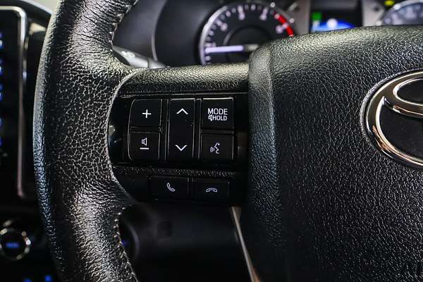 2020 Toyota Hilux SR5 GUN126R 4X4