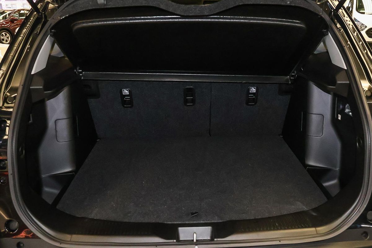 2024 Suzuki S-Cross ALLGRIP Prestige JYB