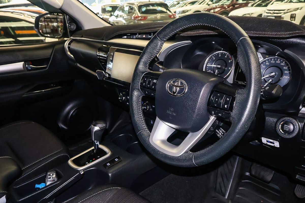 2020 Toyota Hilux SR5 GUN126R 4X4