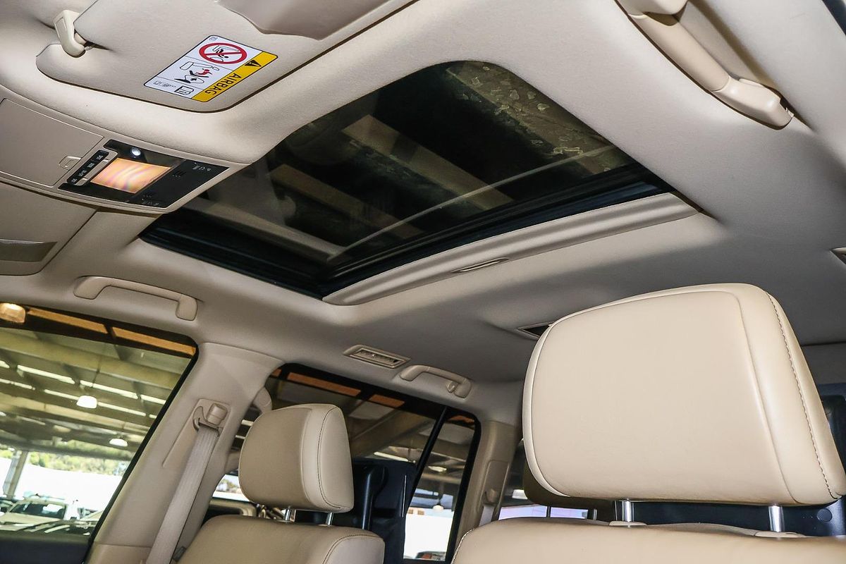 2016 Toyota Landcruiser Sahara VDJ200R