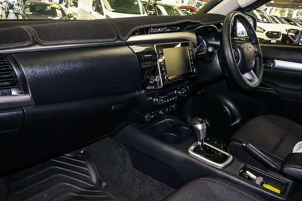 2020 Toyota Hilux SR5 GUN126R 4X4