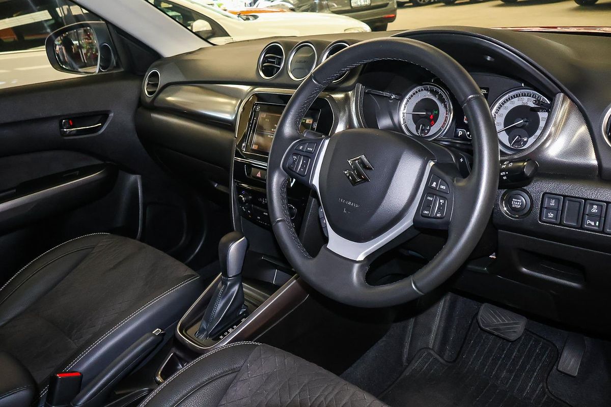 2025 Suzuki Vitara Turbo LY Series II