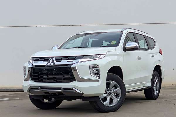 2025 Mitsubishi Pajero Sport GLX QG