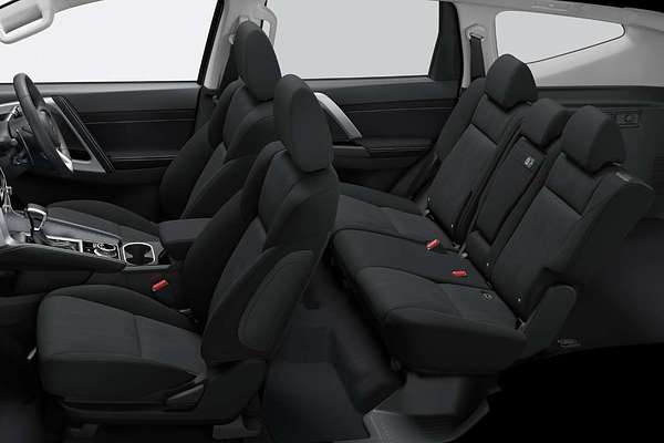 2025 Mitsubishi Pajero Sport GLX QG