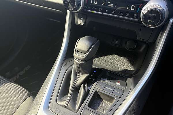 2020 Toyota RAV4 GX AXAH52R