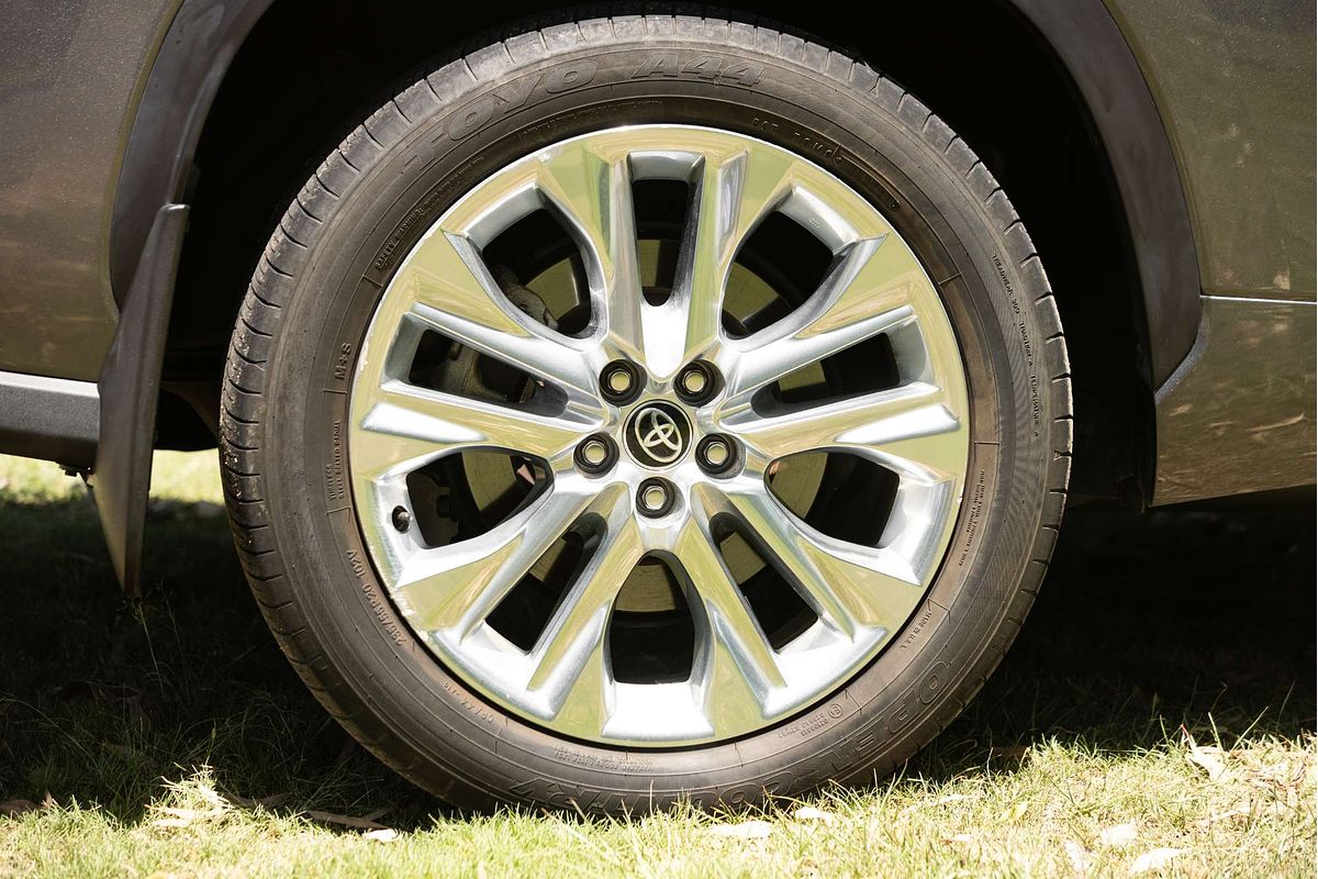 2021 Toyota Kluger Grande AXUH78R