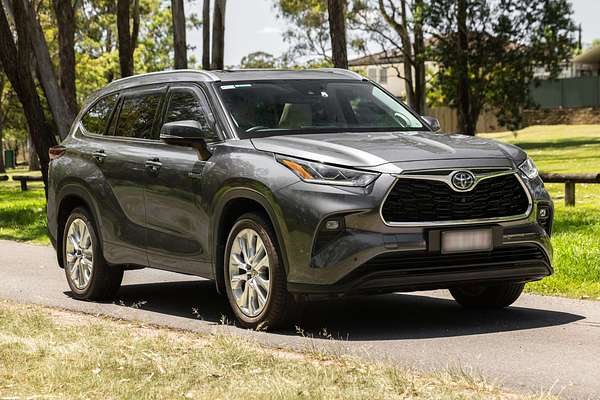 2021 Toyota Kluger Grande AXUH78R