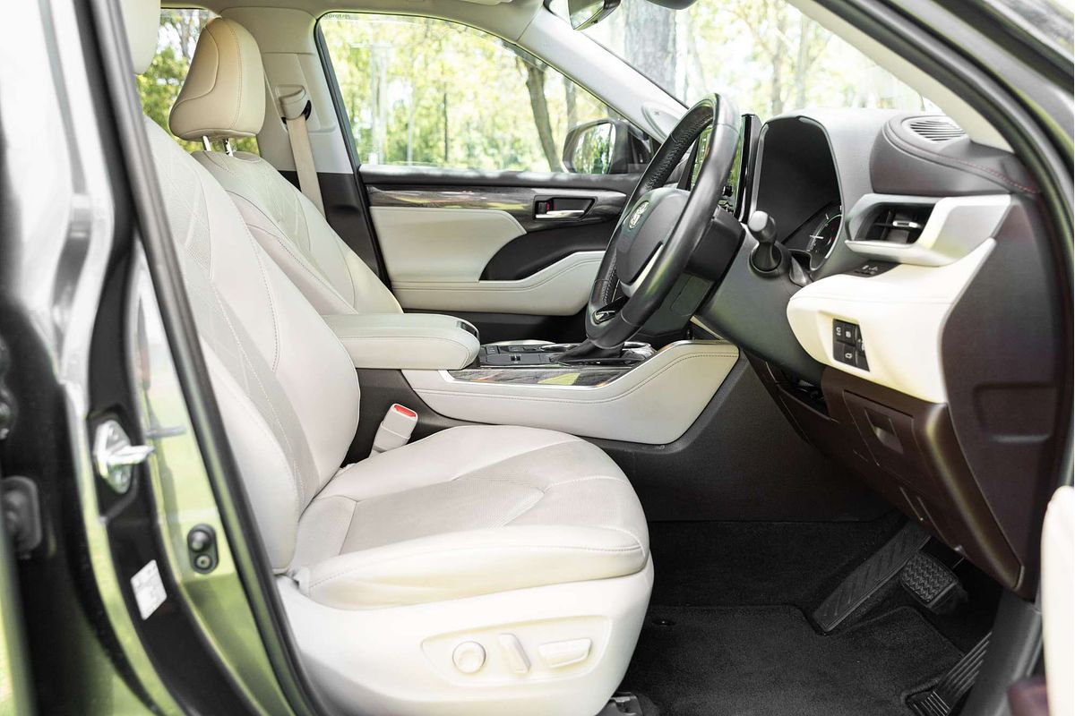 2021 Toyota Kluger Grande AXUH78R