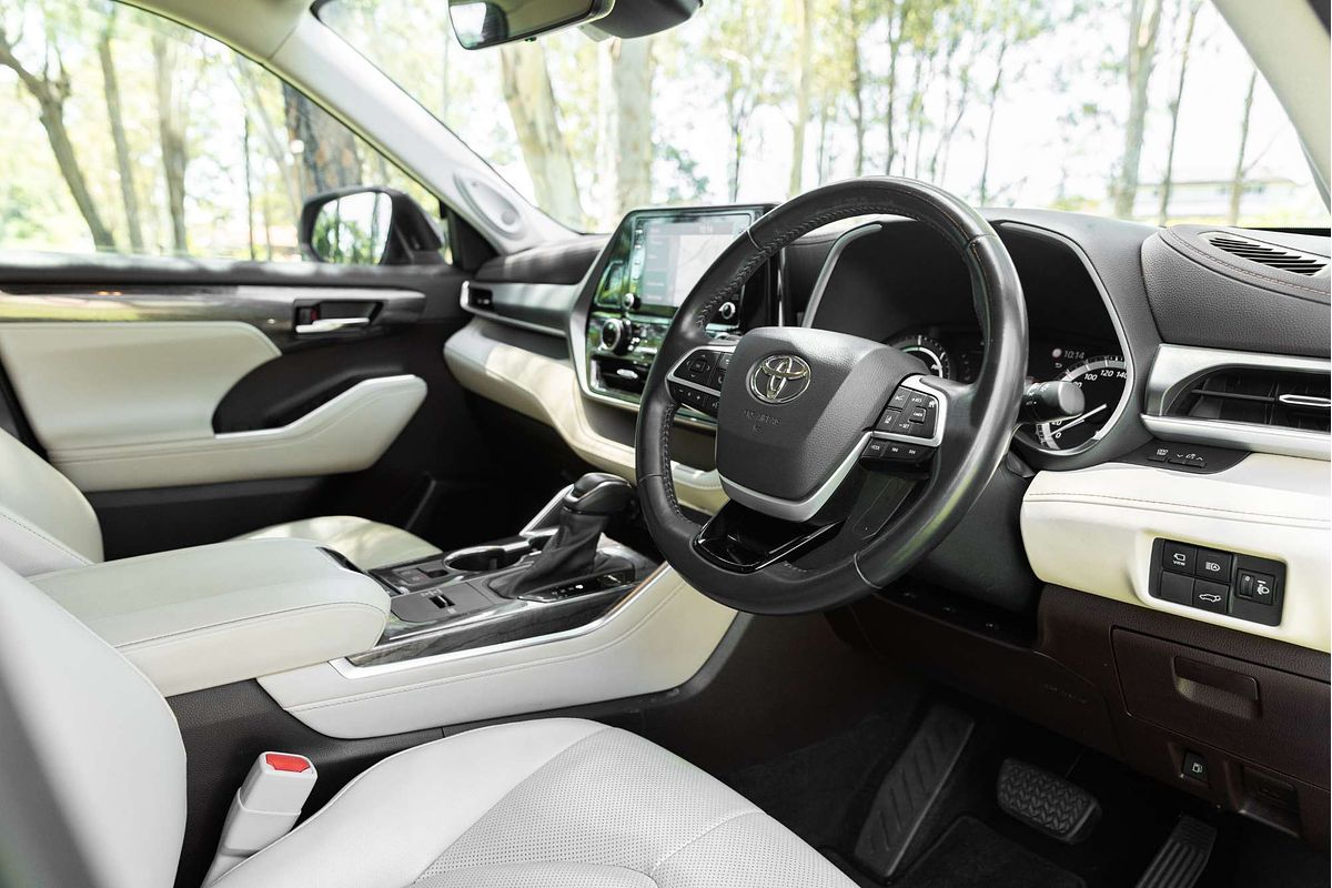 2021 Toyota Kluger Grande AXUH78R