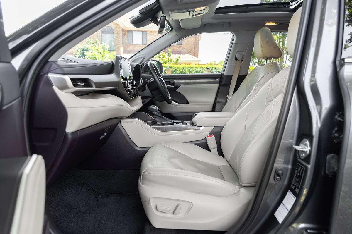 2021 Toyota Kluger Grande AXUH78R