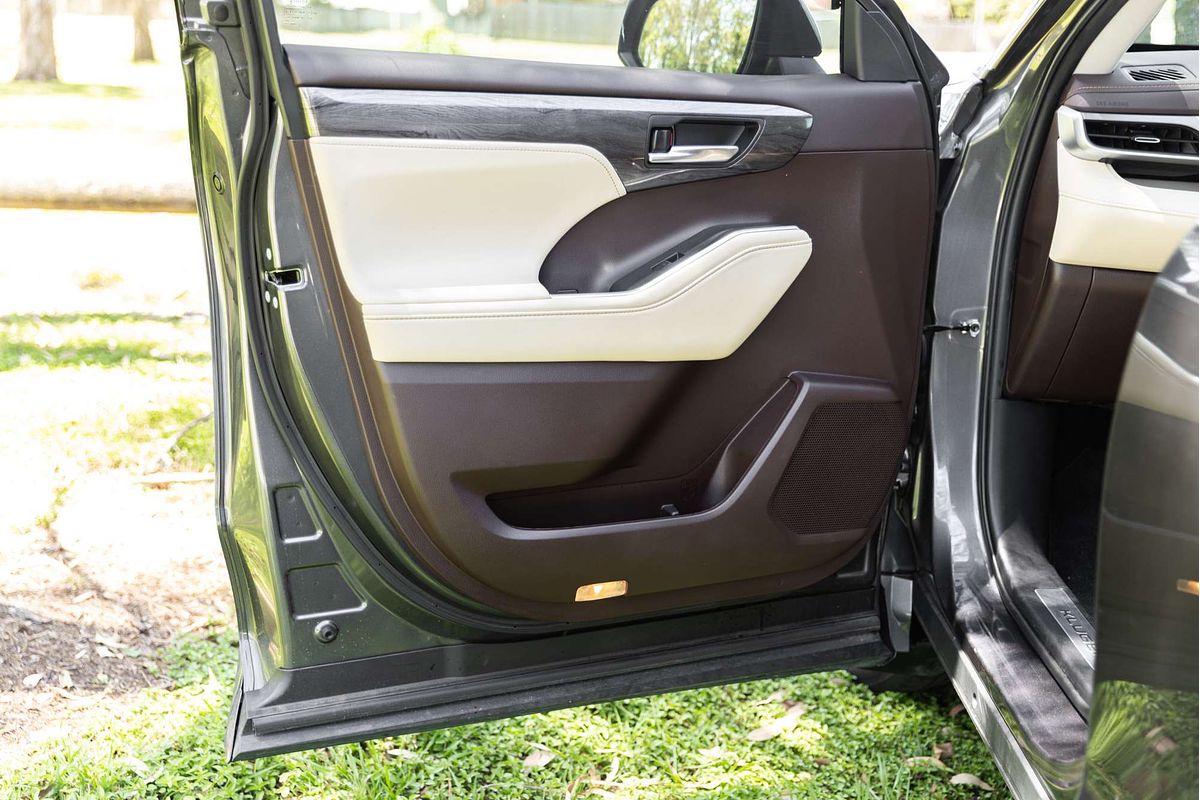 2021 Toyota Kluger Grande AXUH78R