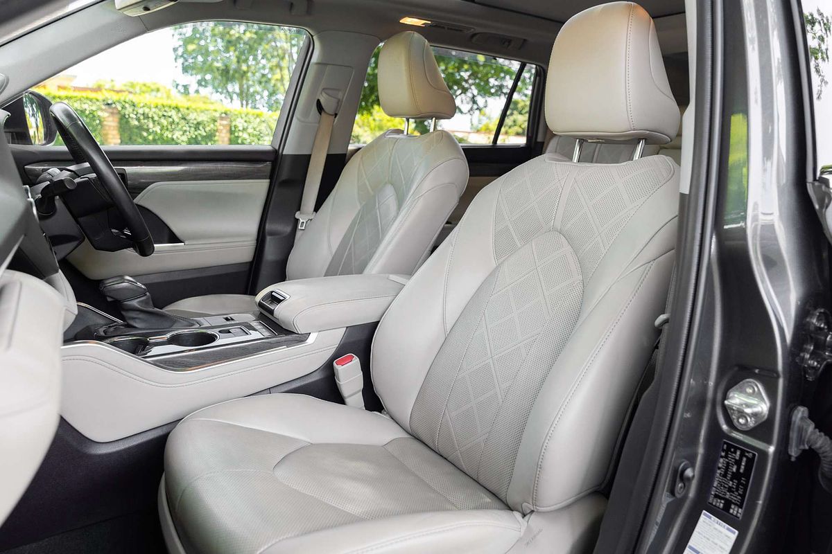 2021 Toyota Kluger Grande AXUH78R