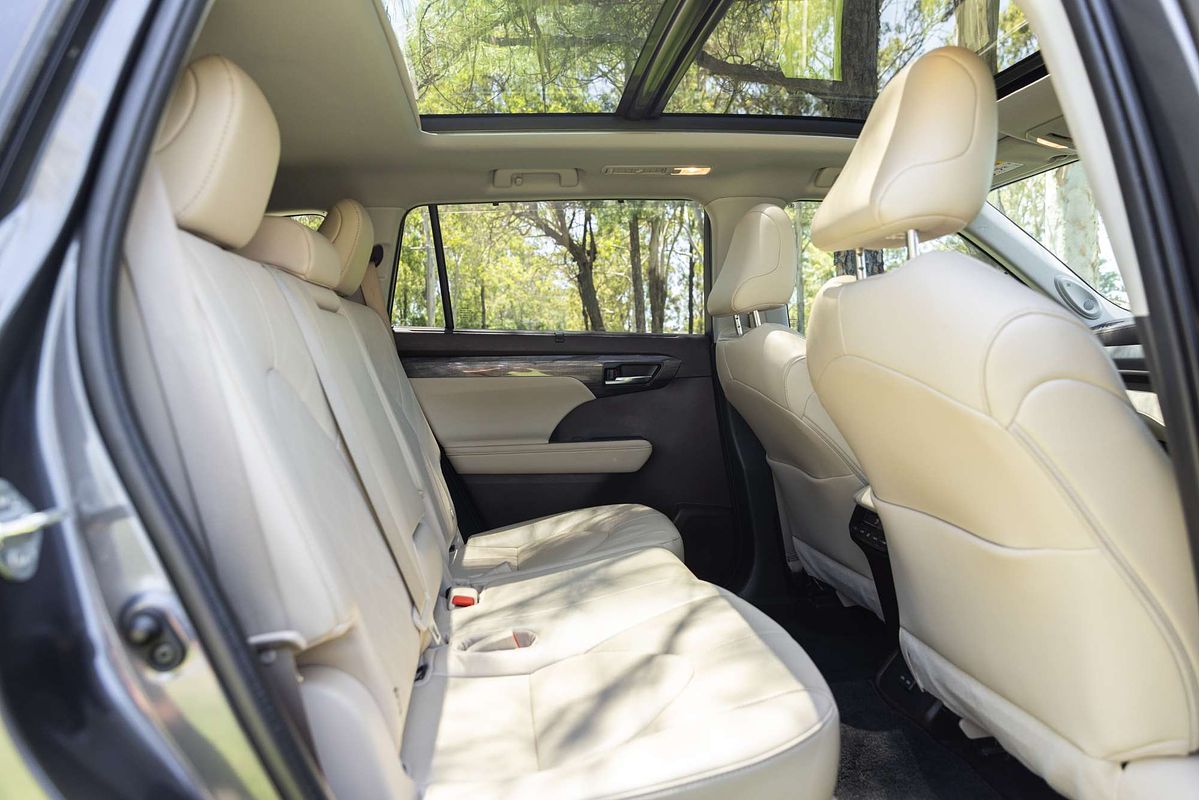 2021 Toyota Kluger Grande AXUH78R