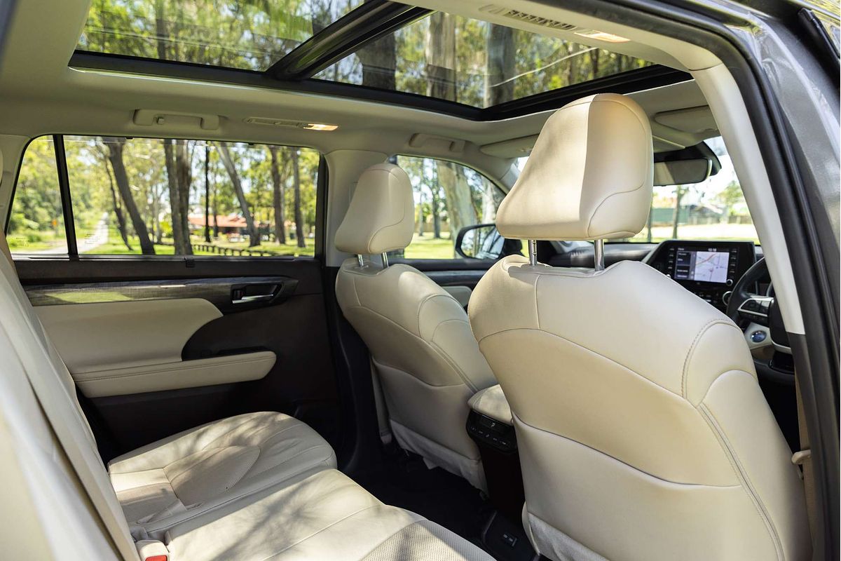 2021 Toyota Kluger Grande AXUH78R