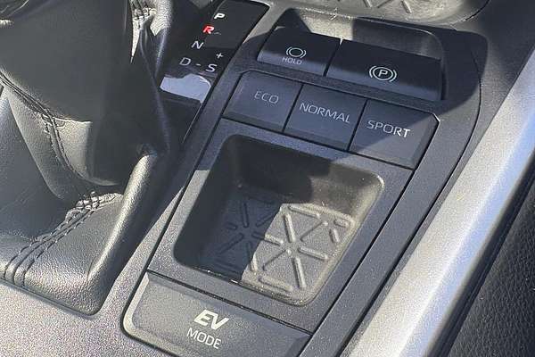 2020 Toyota RAV4 GX AXAH52R