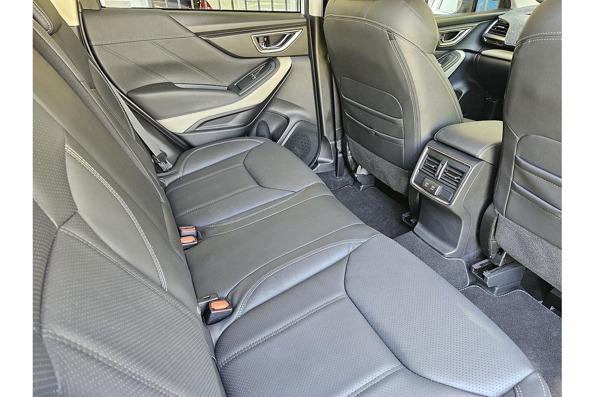 2024 Subaru Forester 2.5i-S S5