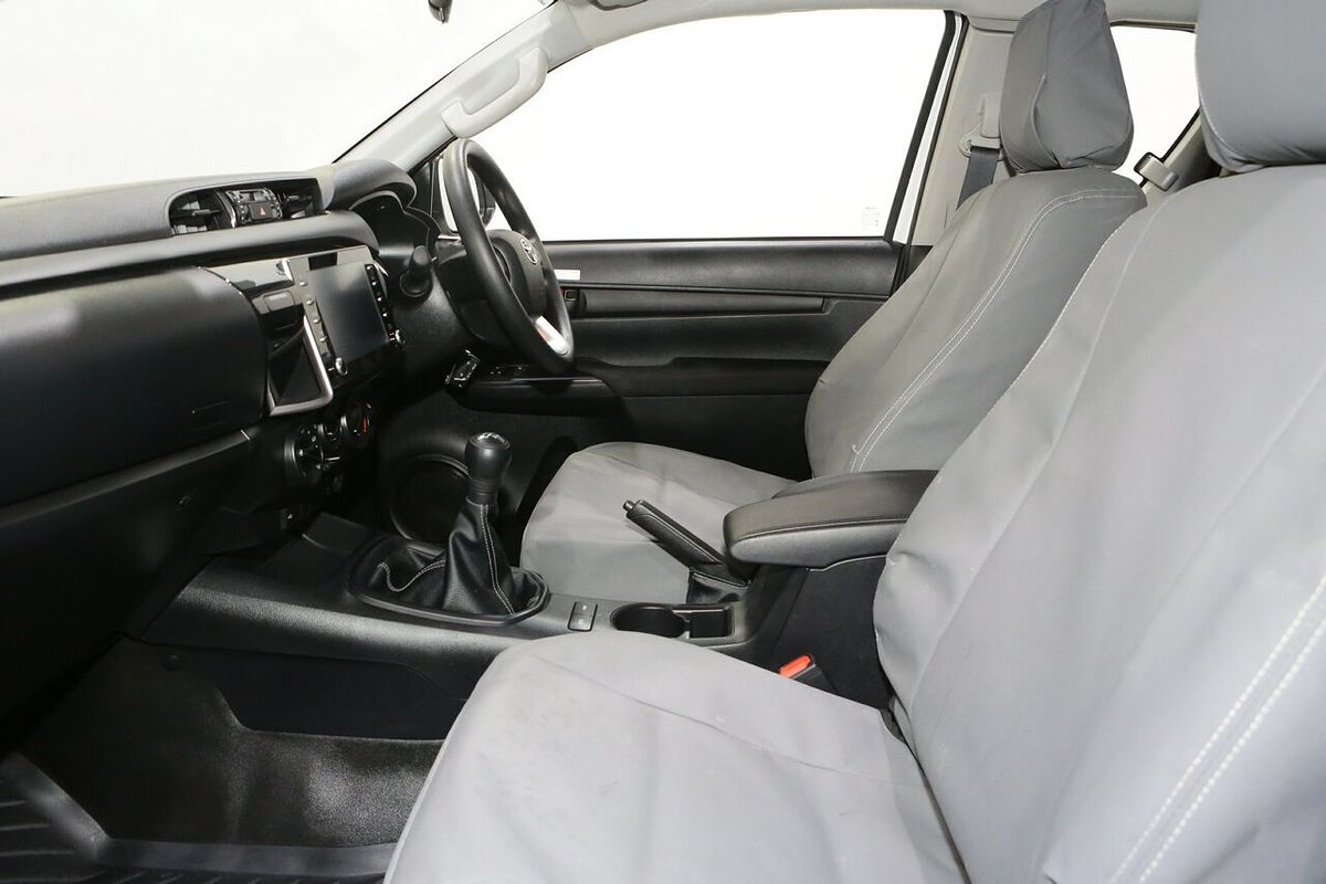 2025 Toyota Hilux SR GUN126R 4X4