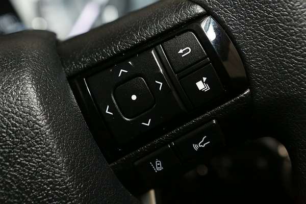 2025 Toyota Hilux SR GUN126R 4X4