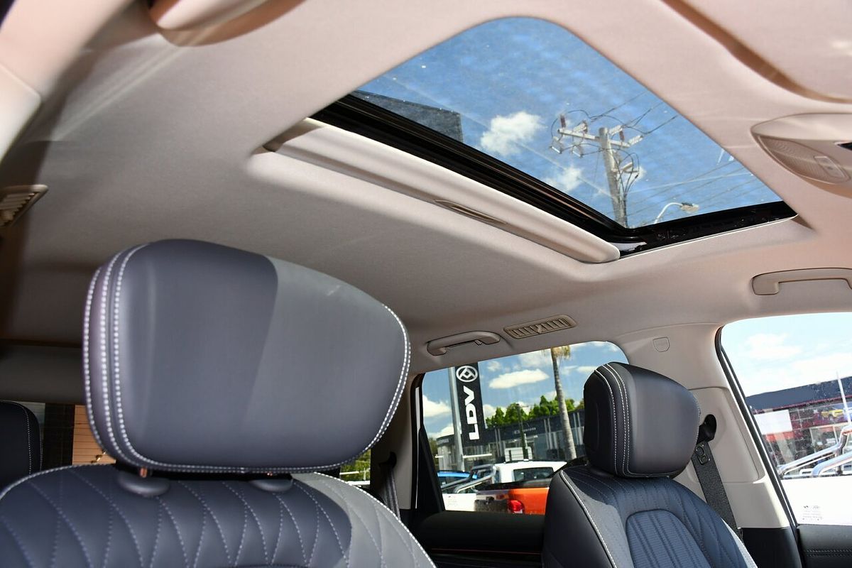 2025 LDV D90 Executive SV9A