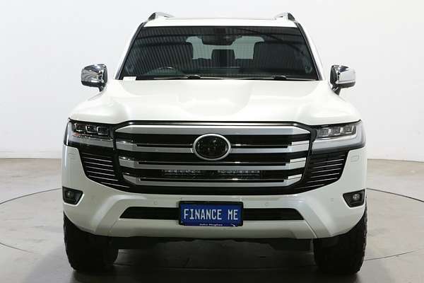 2022 Toyota Landcruiser Sahara FJA300R