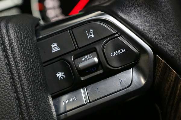 2022 Toyota Landcruiser Sahara FJA300R