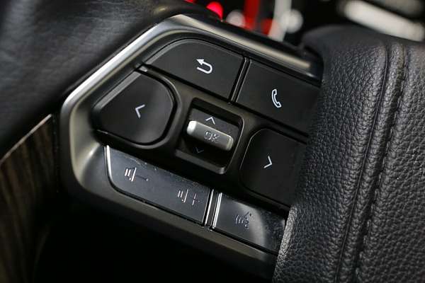 2022 Toyota Landcruiser Sahara FJA300R