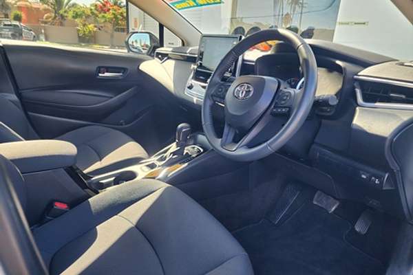 2021 Toyota Corolla SX MZEA12R