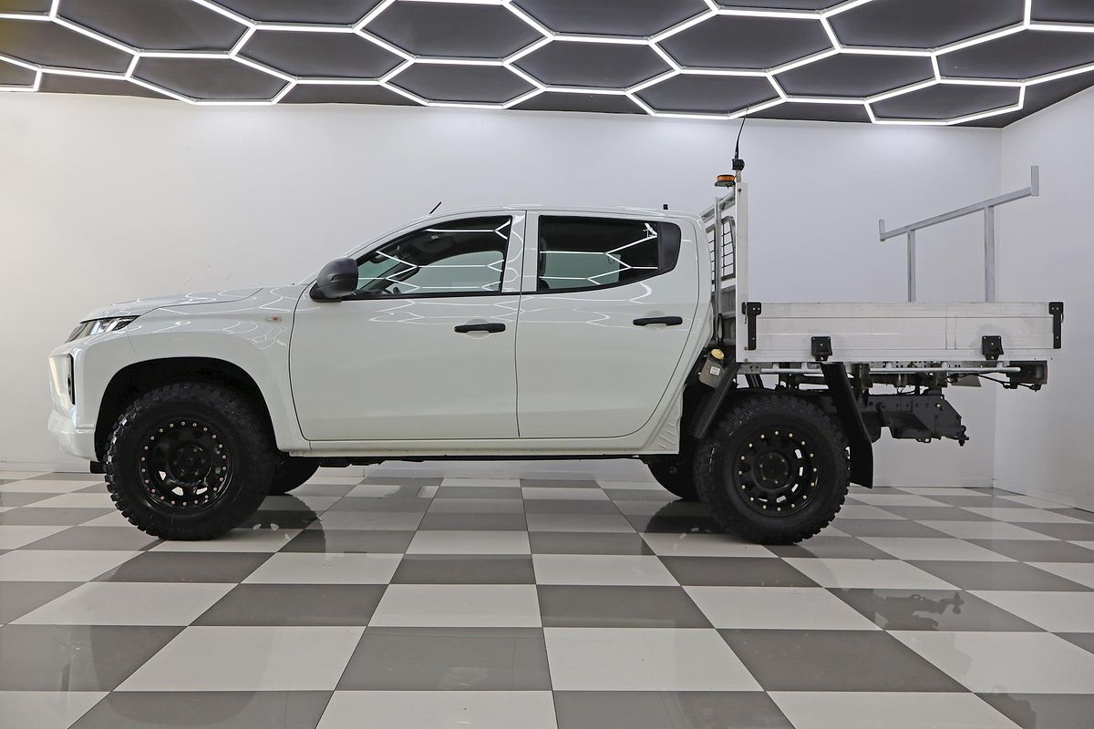 2022 Mitsubishi Triton GLX MR 4X4