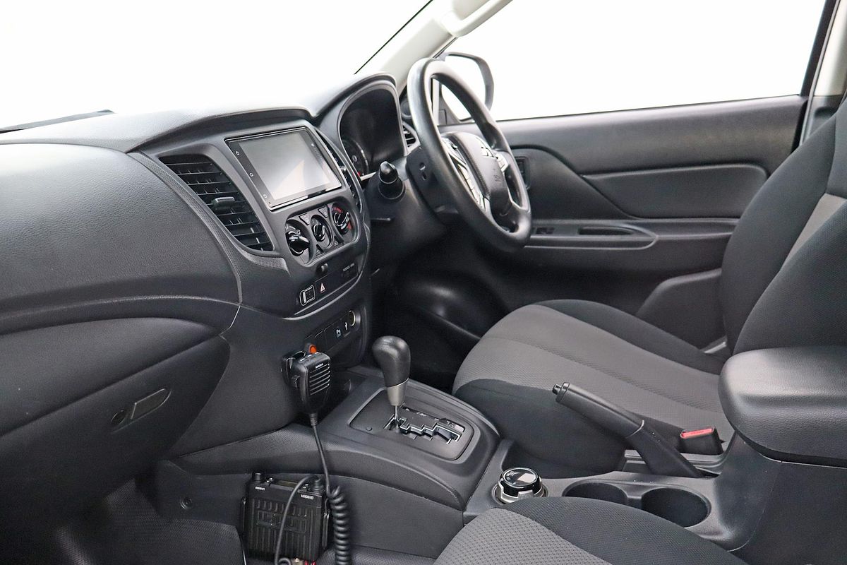 2022 Mitsubishi Triton GLX MR 4X4