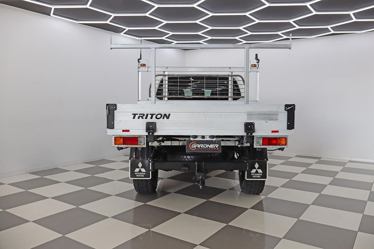 2022 Mitsubishi Triton GLX MR 4X4