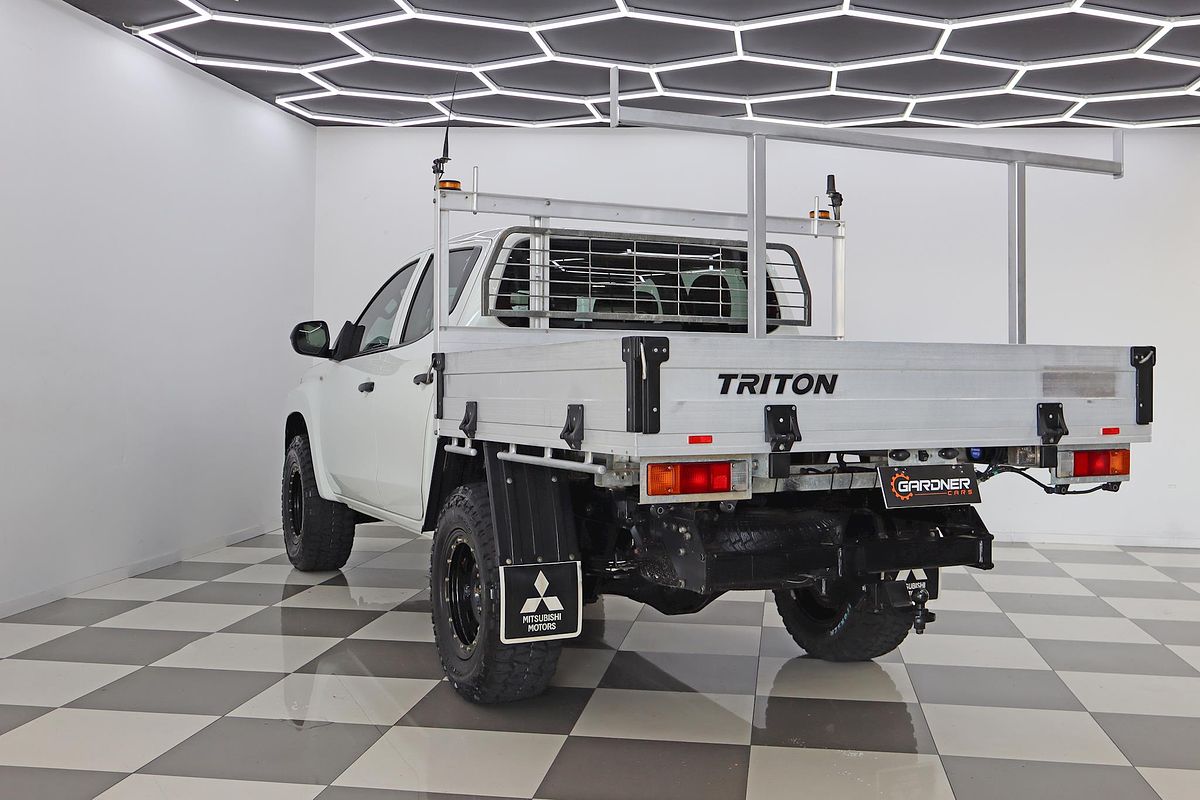 2022 Mitsubishi Triton GLX MR 4X4